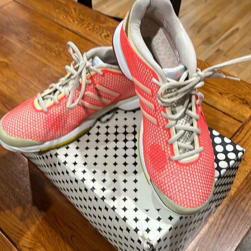 Adidas barricade Stella McCartney court shoes, size 9.  Like new